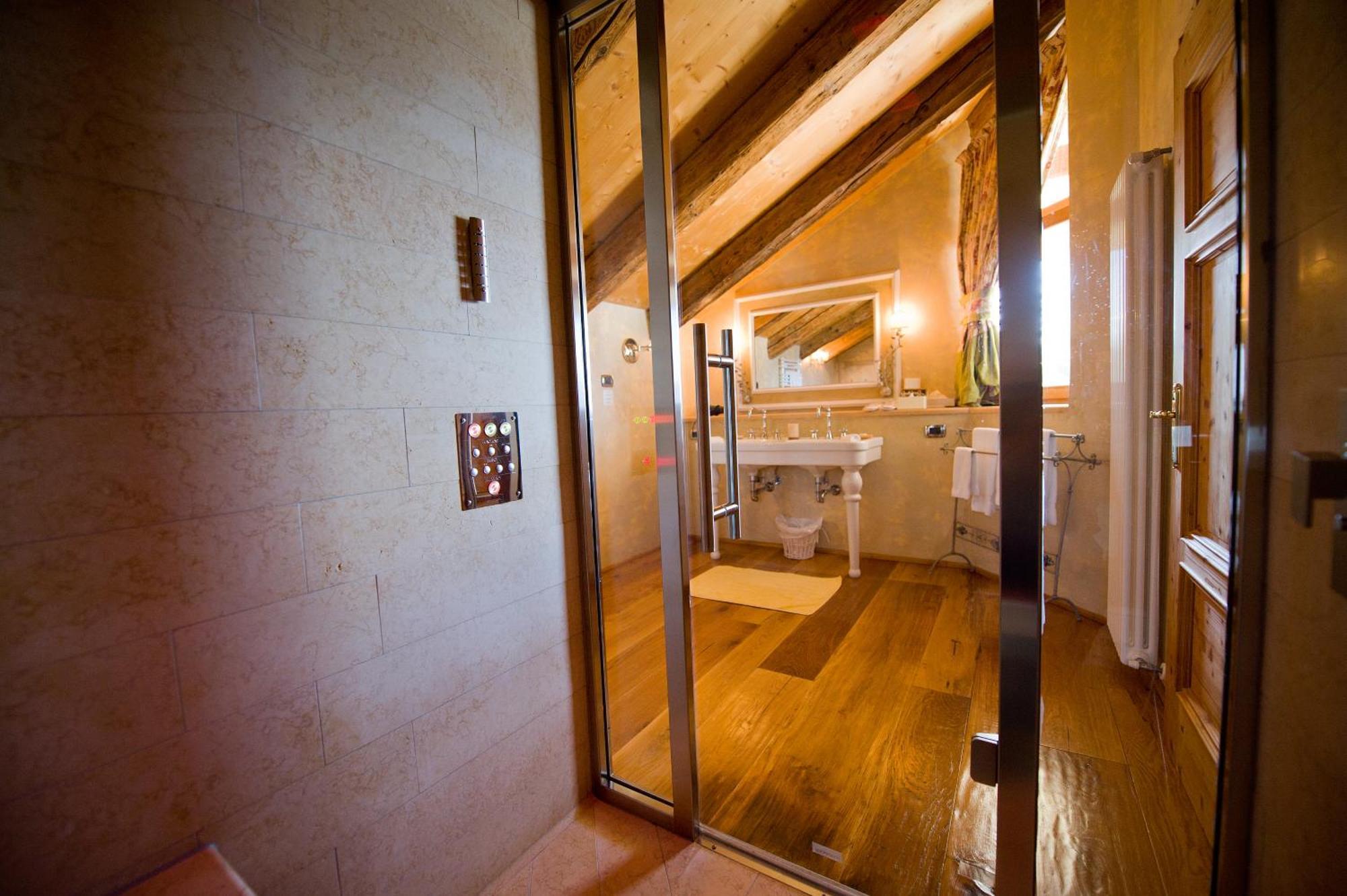 Villa Orso Grigio Ronzone Luaran gambar